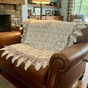 Vintage Handmade Lace Crochet Afghan Couch Shawl, Twin Bed Coverlet